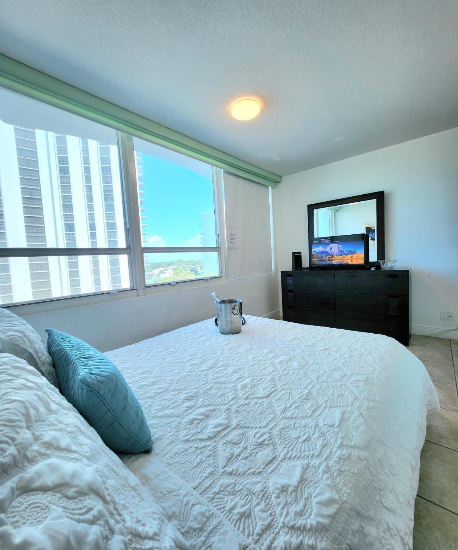 Beachfront Property Pool Gym Tennis Miami Beach! Zewnętrze zdjęcie